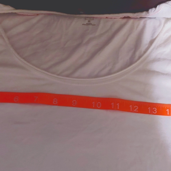 Long sleeve scoop neck tshirt for women. GAP brand - Picture 5 of 5